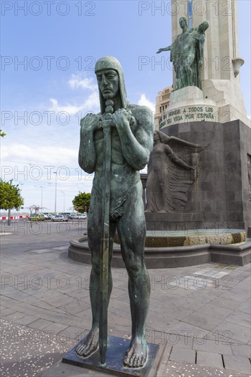 Monument ""Monumento a los Caidos""