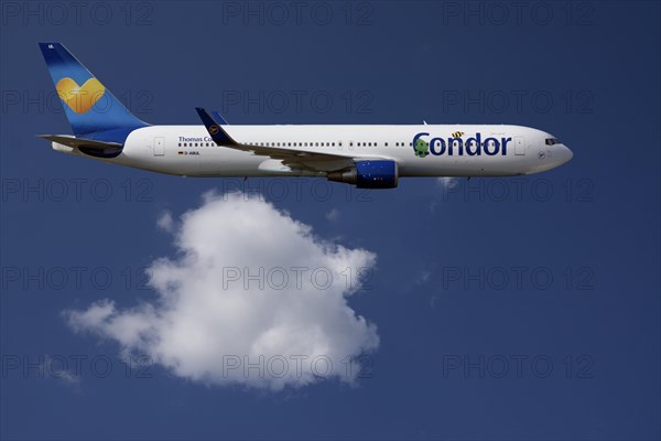 Condor D-ABUL Boeing 767-31B ER WL in flight