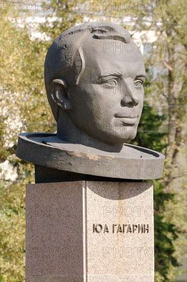 Yuri Gagarin bronze monument