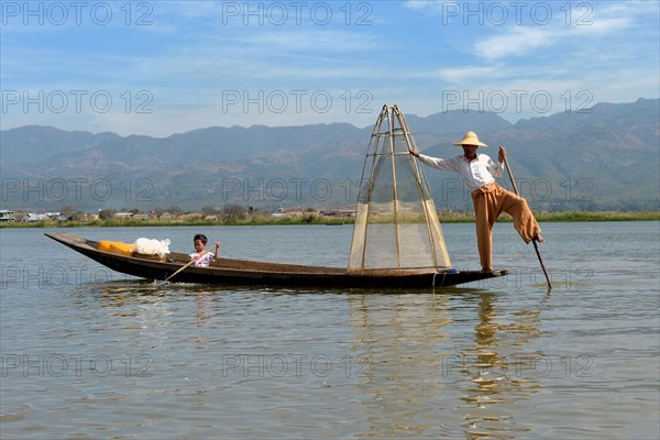 Leg-rowing fisherman on Inle lake