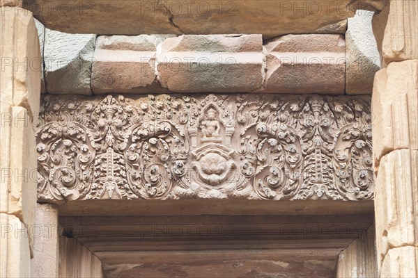 Lintel