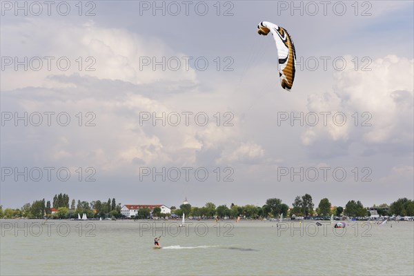 Kitesurfer