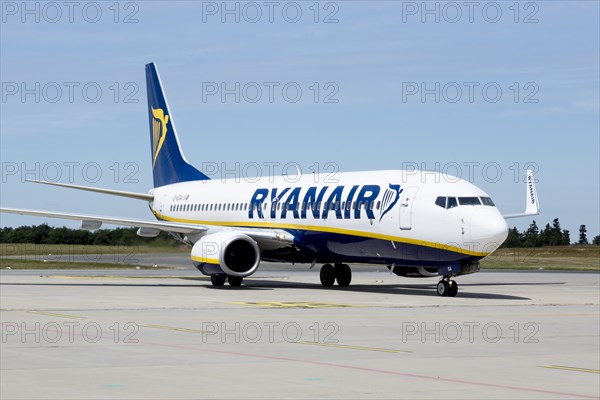 Boeing 737-800 of low-cost airline Ryanair at Frankfurt-Hahn Airport
