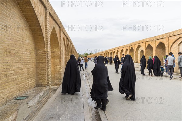 Iranians on the Si-o-se Pol Bridge or Allah-Verdi Khan Bridge