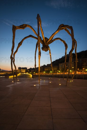 Spider sculpture Maman by Louise Bourgeois
