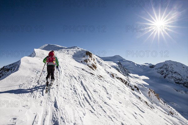 Ski touring ascent to the Suldenspitz