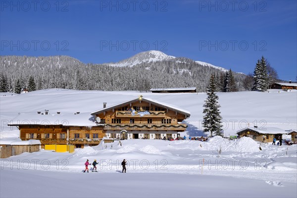 Sonnen-Alm mountain and Durrnbachhorn mountain