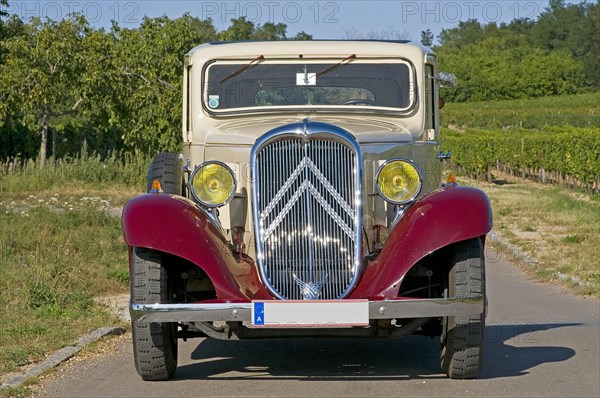 Citroen Rosalie 7UA