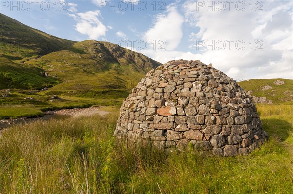 Chambered cairn