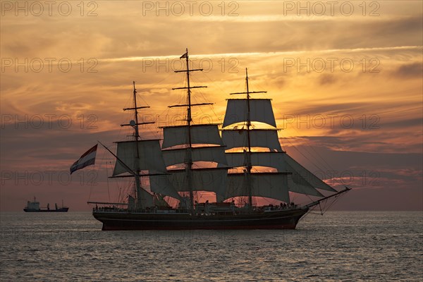 Evening sailing with the Stad Amsterdam in the foreground