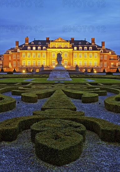 Schloss Nordkirchen palace with castle gardens