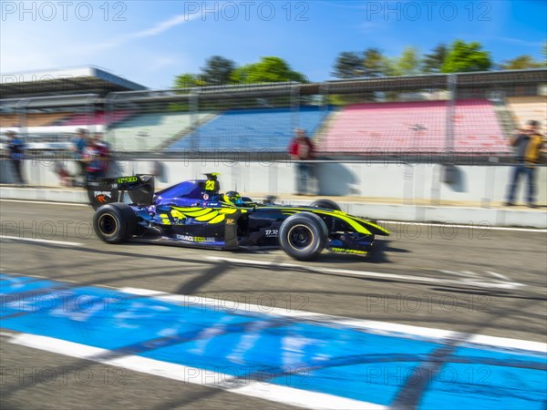 Formula 1 race car during the race