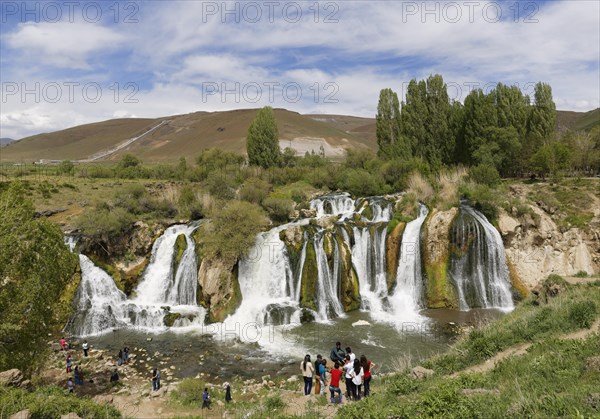 Muradiye waterfall or Muradiye Selalesi