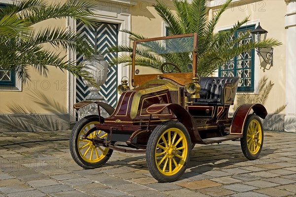 Antique car