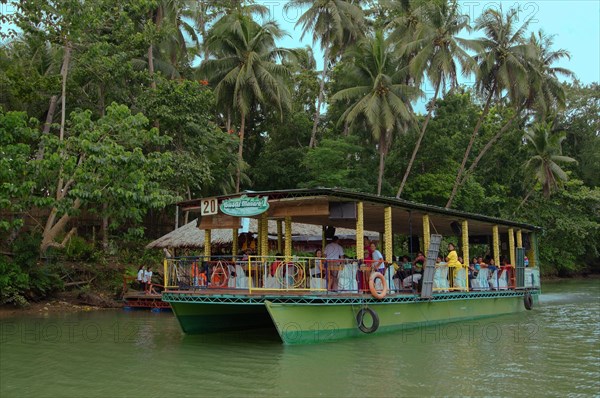 Pleasure boat on the River Loboc