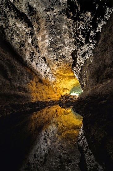 Water reflections in the cave Cueva de los Verdes