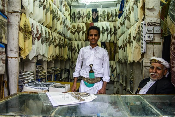 Men selling Kashmir clothes in the old city