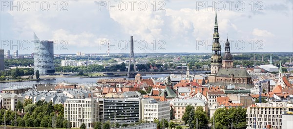 Historic centre with St. Peter's Church