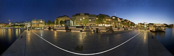 Jungfernstieg promenade