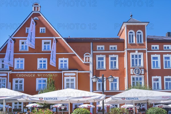 Facade of the Hotel Erdinger-Weissbrau at Schrannen square