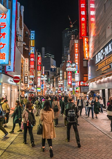 Very busy pedestrian zone with many shopping centers and shops