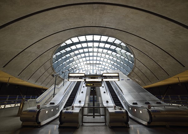 Canary Wharf underground station