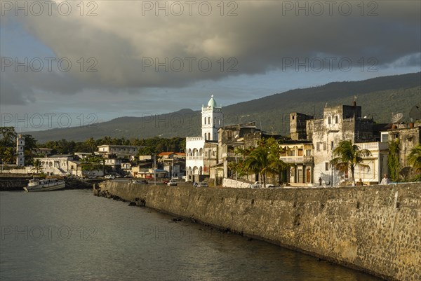 The old harbour of Moroni