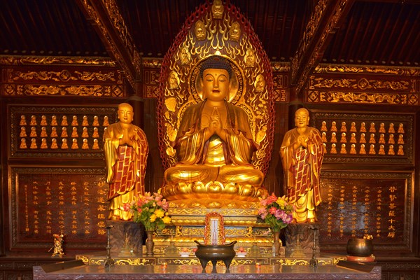 Golden Buddha statue and relics inside the Giant Wild Goose Pagoda