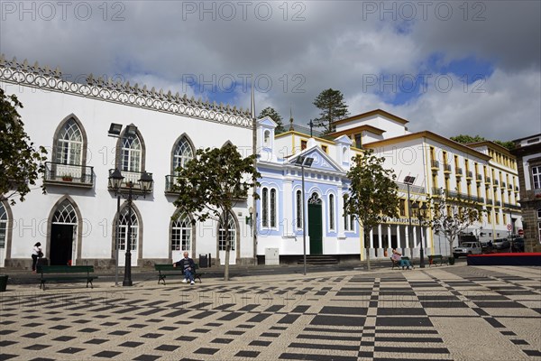 Houses on the Praca Velha