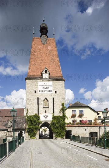 Linzer Tor gate
