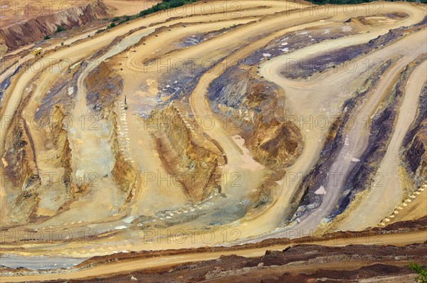 Open pit ore mining