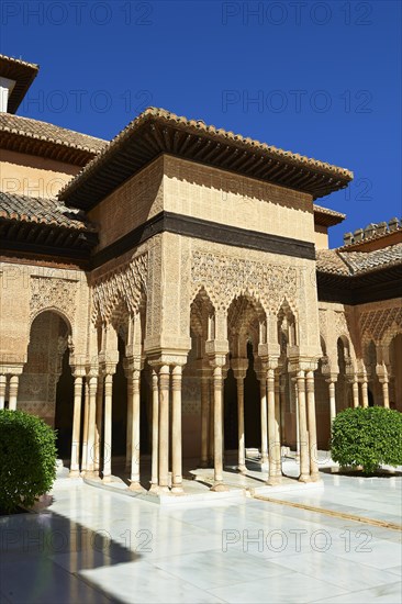 Arabesque Moorish architecture of the Patio de los Leones or Court of the Lions