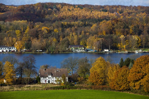 Lake Baldeney in autumn