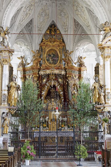 High altar by Hans Schon the Elder