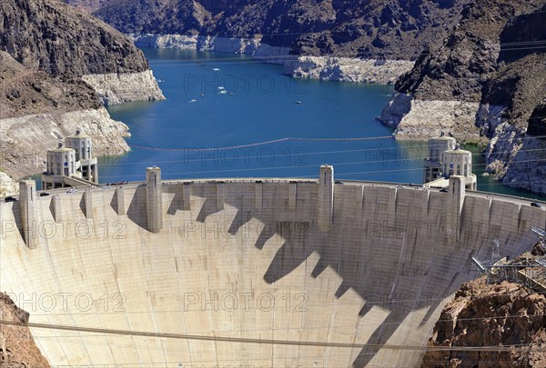 View from Mike O'Callaghan-Pat Tillman Memorial Bridge to the dam of the Hoover Dam