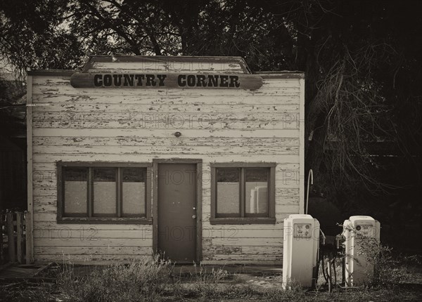 Abandoned petrol station on the legendary Burr Trail Road