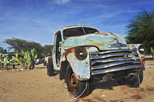 Chevrolet car wreck with energy saving bulbs