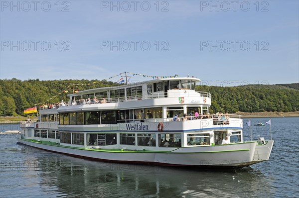 Cruise ship