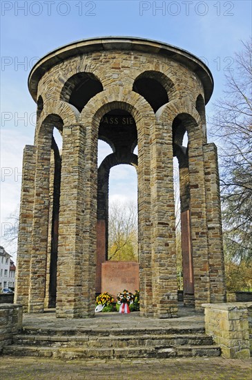 Wreath laying