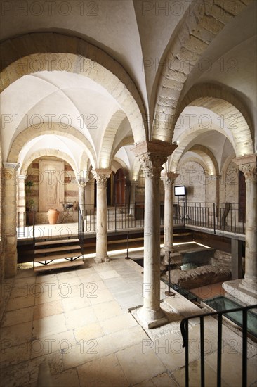 Portico between the Duomo Santa Maria Matricolare and the Baptistery of San Giovanni in Fonte