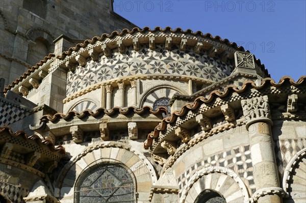 Notre-Dame-du-Port de Clermont-Ferrand basilica