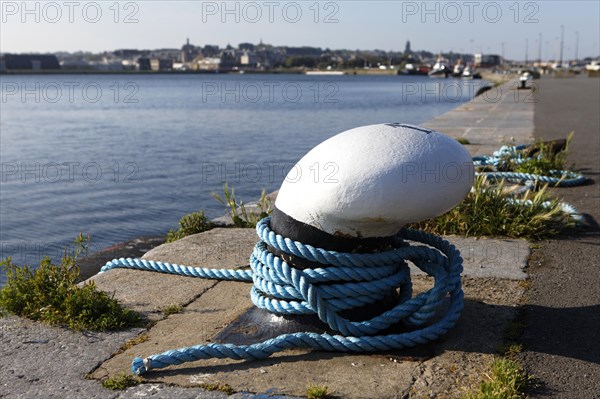 Rope tied to bollard