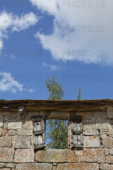 Ruined house near Saint Alban sur Limagnole