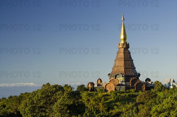 Phra Mahathat Naphamethinidon temple complex