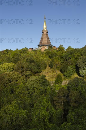 Phra Mahathat Naphamethinidon temple complex