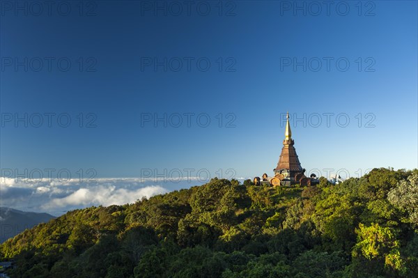 Phra Mahathat Naphamethinidon temple complex