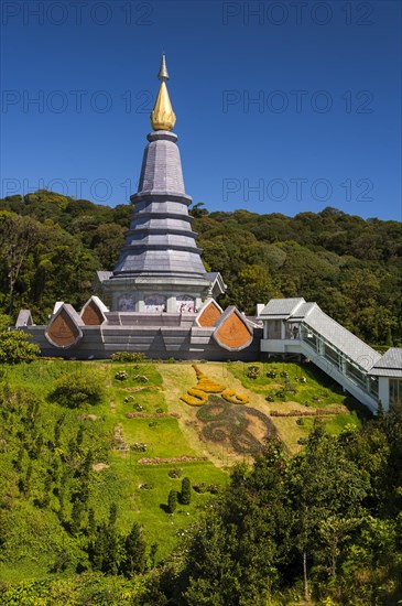 Phra Mahathat Naphamethinidon temple complex