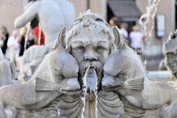 Fountain figure