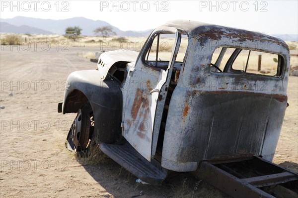 Wrecked vintage car