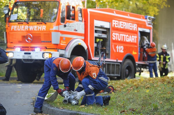 Final fire service drill of the young Stuttgart firefighters in autumn